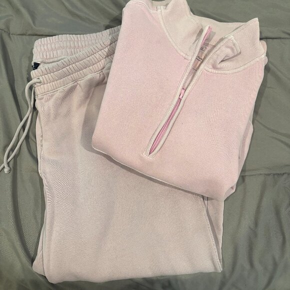 A&F- Essential Sunday in Blush pink- matching lounge set - Picture 1 of 3